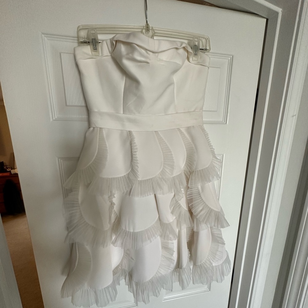 🤍🤍BCBG WHITE DRESS🤍🤍